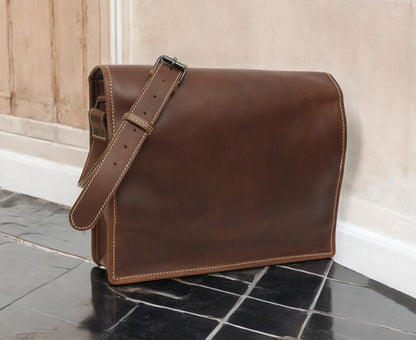 Classic Brown Leather Messenger Bag