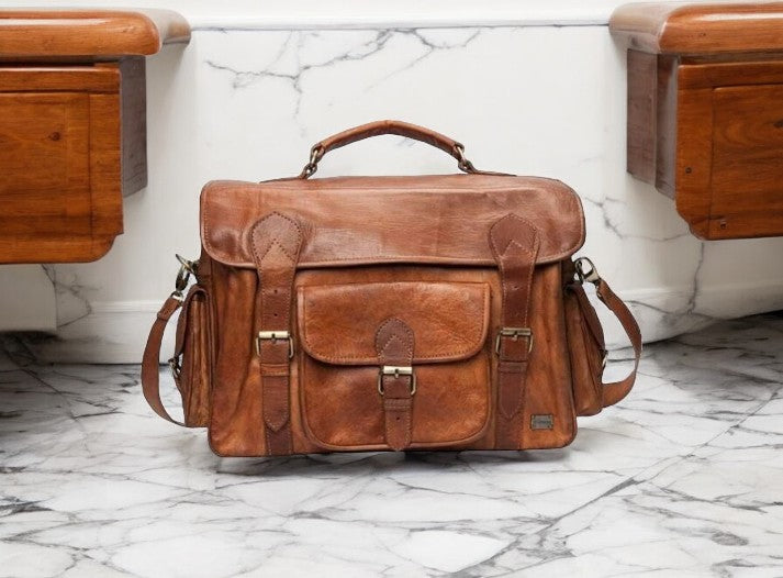 Classic Leather Bag: The Essential for Your Wardrobe