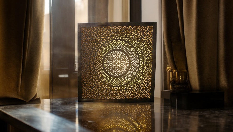 Radiant Arabesque Table Lamp